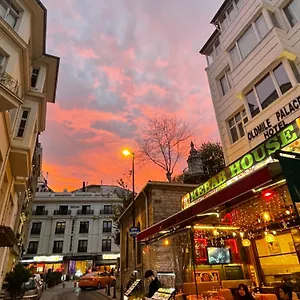 3* Ξενοδοχείο Oldmile Palace