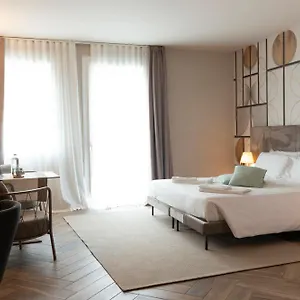 https://la-home.it-lombardy.com