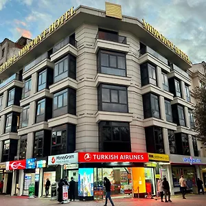 Midpoint Hotel
